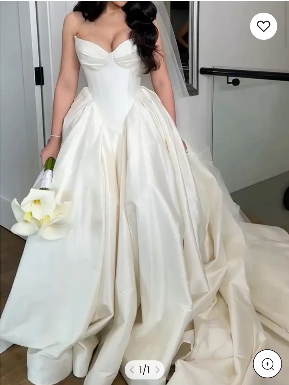 Strapless Sweetheart Ball Gown Wedding Dress - Cream